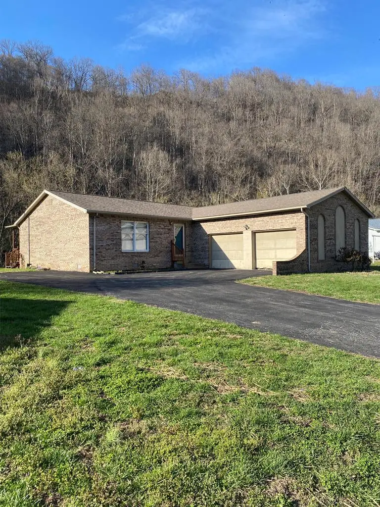 68 Maple Lane, Pikeville, KY 41501 - #1