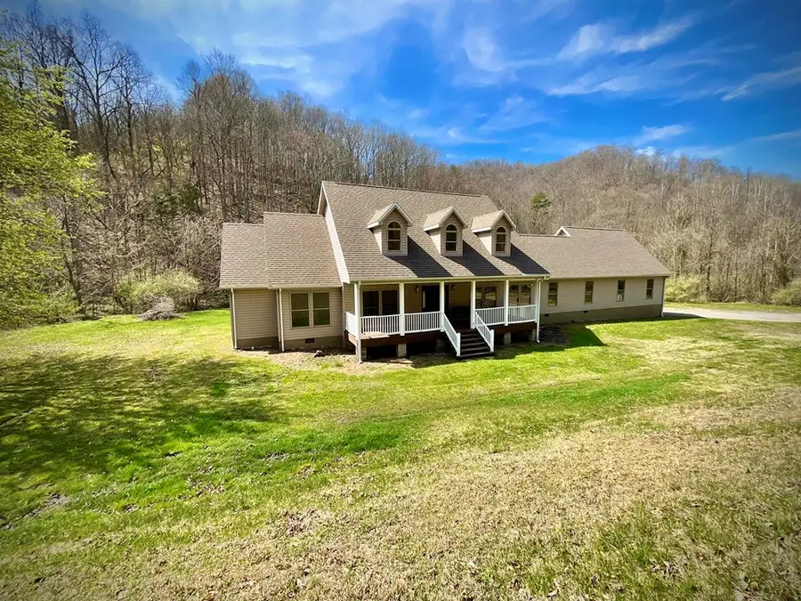 1998 Broad Bottom Rd, Pikeville, KY 41501 - #3