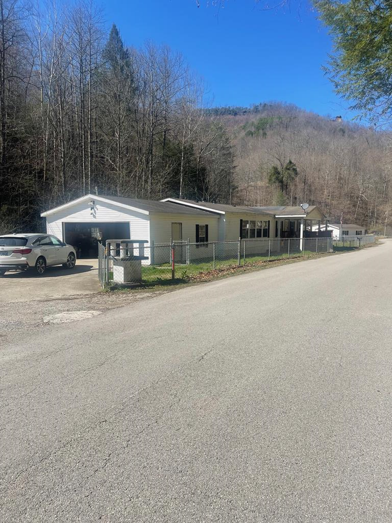 2037 Browns Fork Road, Hazard, KY 41701 - #1