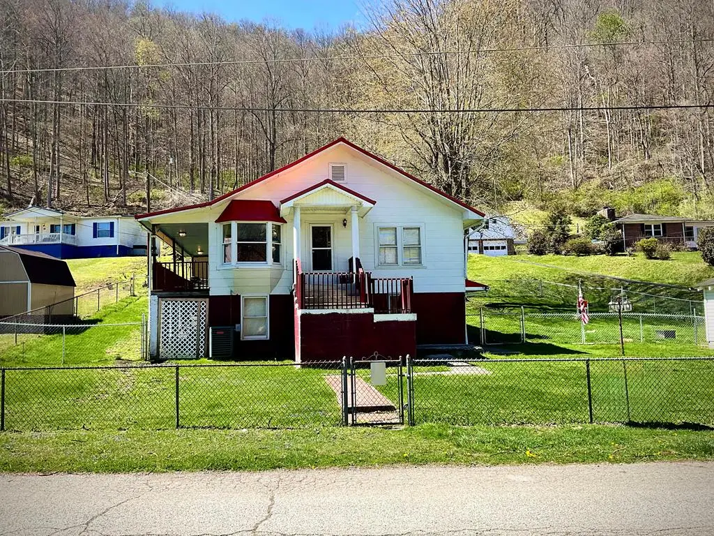 83 Burgraff Rd, McAndrews, KY 41543 - #1