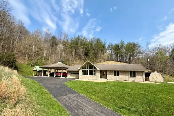 2259 Ky Route 201, Sitka, KY 41255