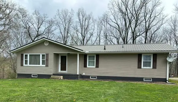 9488 Ky 32, Louisa, KY 41230