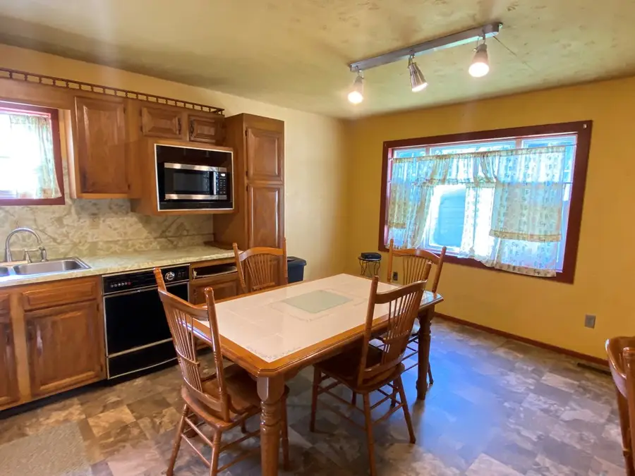 125 Dick Williamson Branch Rd, Williamson, WV 25661 - #3