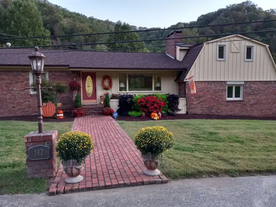 142 Ky Rt. 194, Prestonsburg, KY 41653 - #3