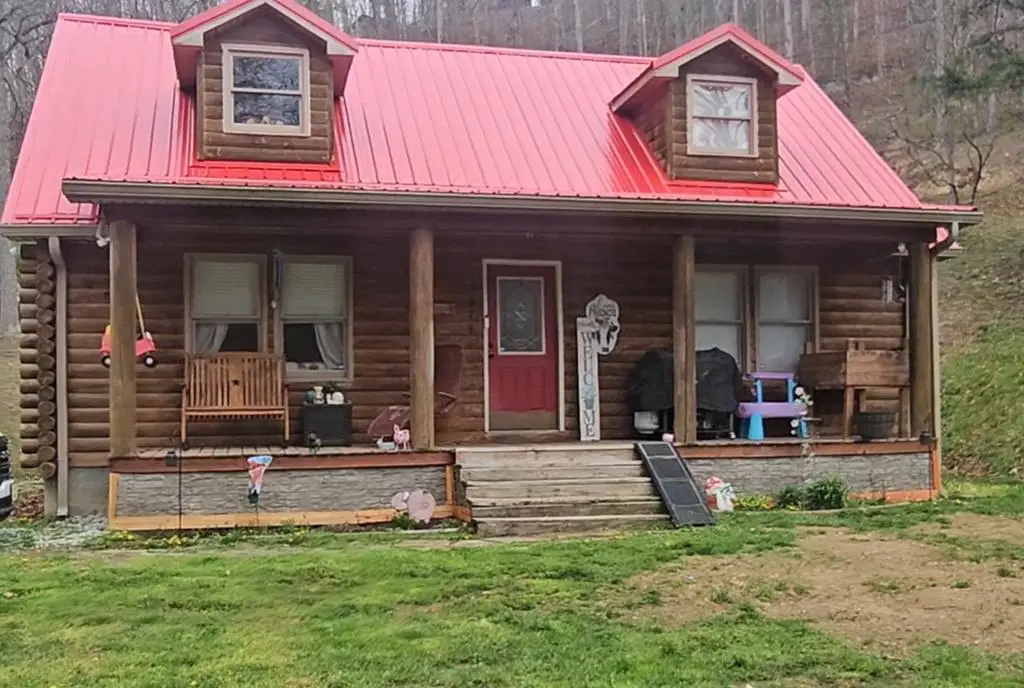 2079 Ced Gap Rd, Louisa, KY 41230 - #1
