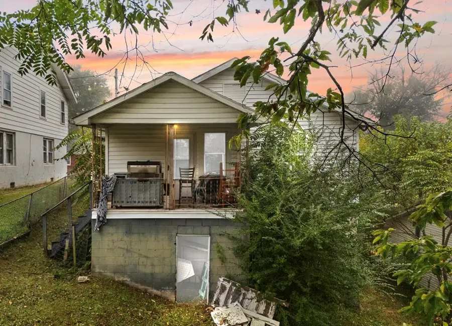 157 Alto Street, Hazard, KY 41701 - #2