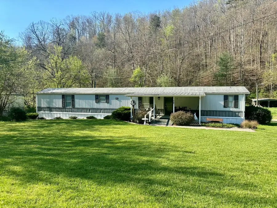 74 Castle Fork, Lowmansville, KY 41232 - #2