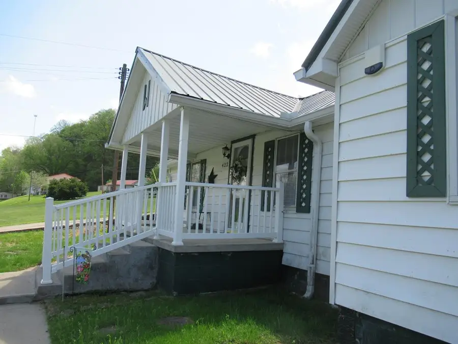 422 Combs Dr, Wittensville, KY 41201 - #3