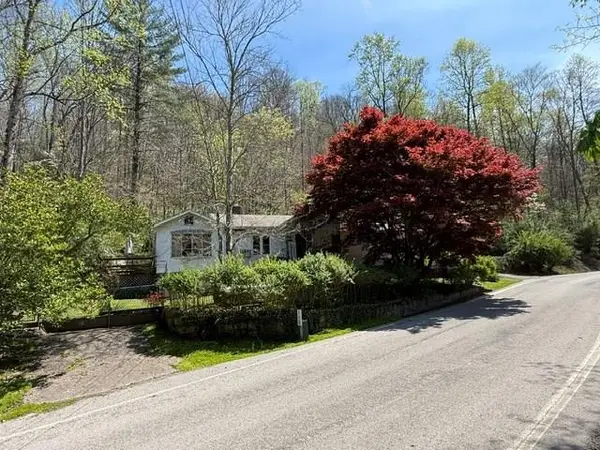 198 Big Willard Rd., Busy, KY 41723