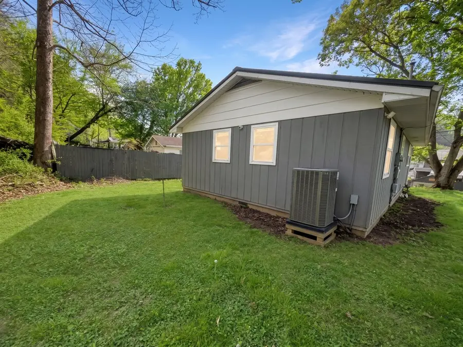 88 Hager Hill Loop, Hagerhill, KY 41222 - #3