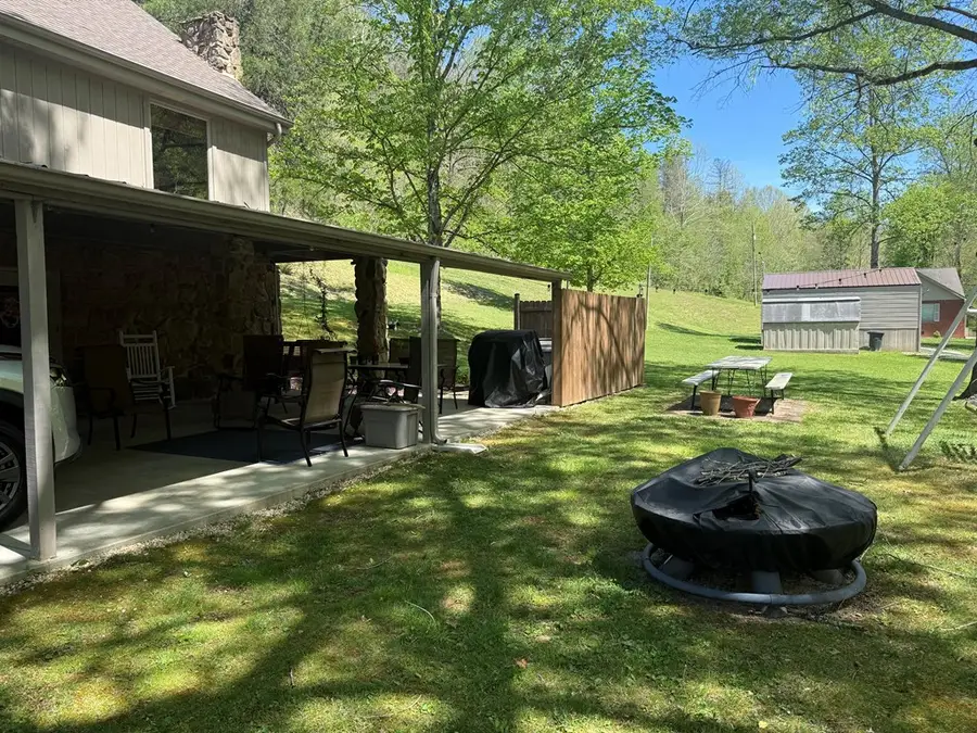 1958 Kentucky Rt. 172, Staffordsville, KY 41256 - #3