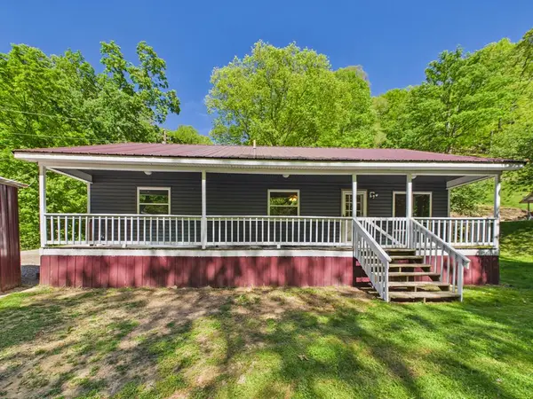 2373 Hurricane Creek, Kimper, KY 41539