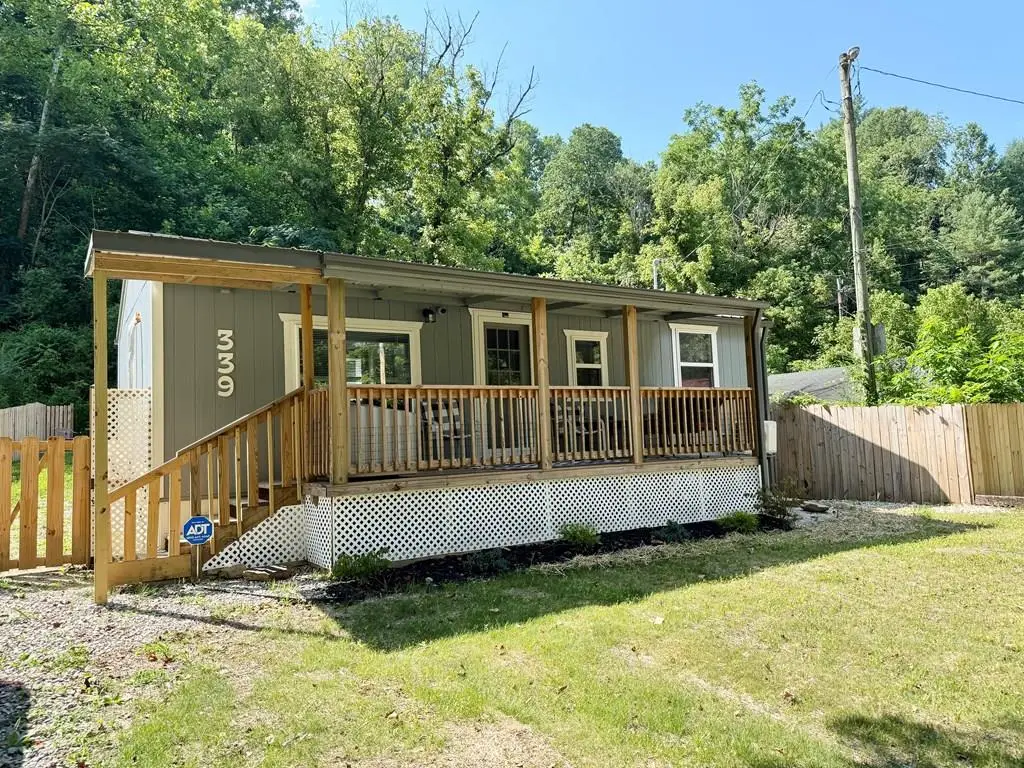 339 Ky State Rt 172, Staffordsville, KY 41256 - #1