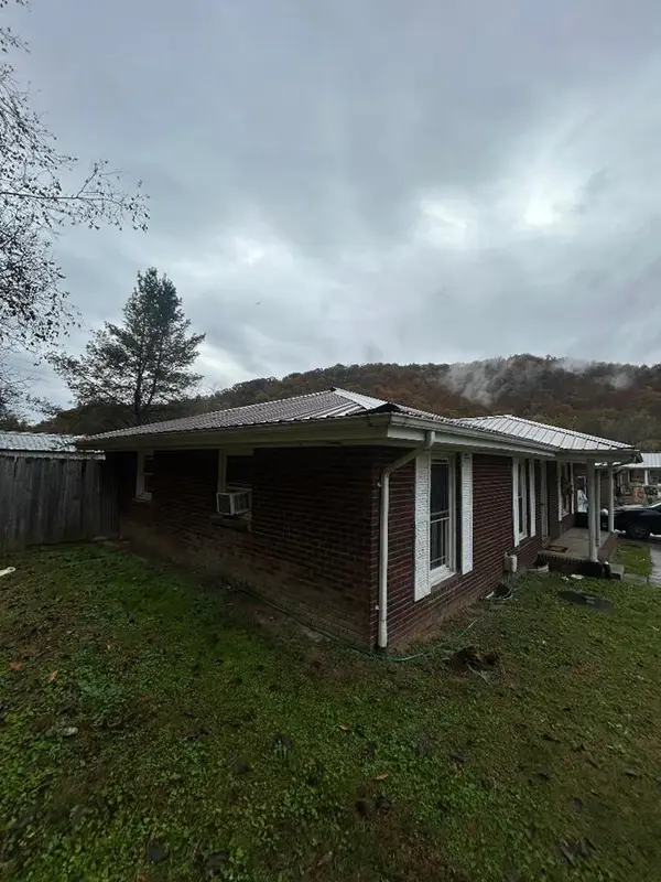 17 Music Street, Prestonsburg, KY 41653