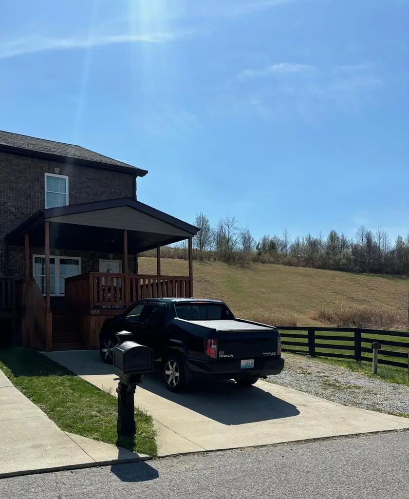 659 Clubhouse Drive, Prestonsburg, KY 41653 - #3