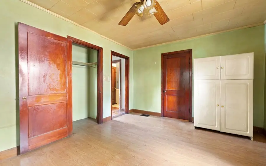 164 Laurel St, Hazard, KY 41701 - #2