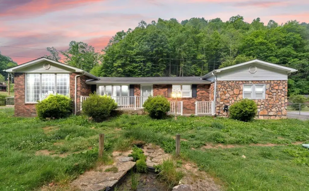 346 Laurel Fork Lane, Hyden, KY 41749 - #1