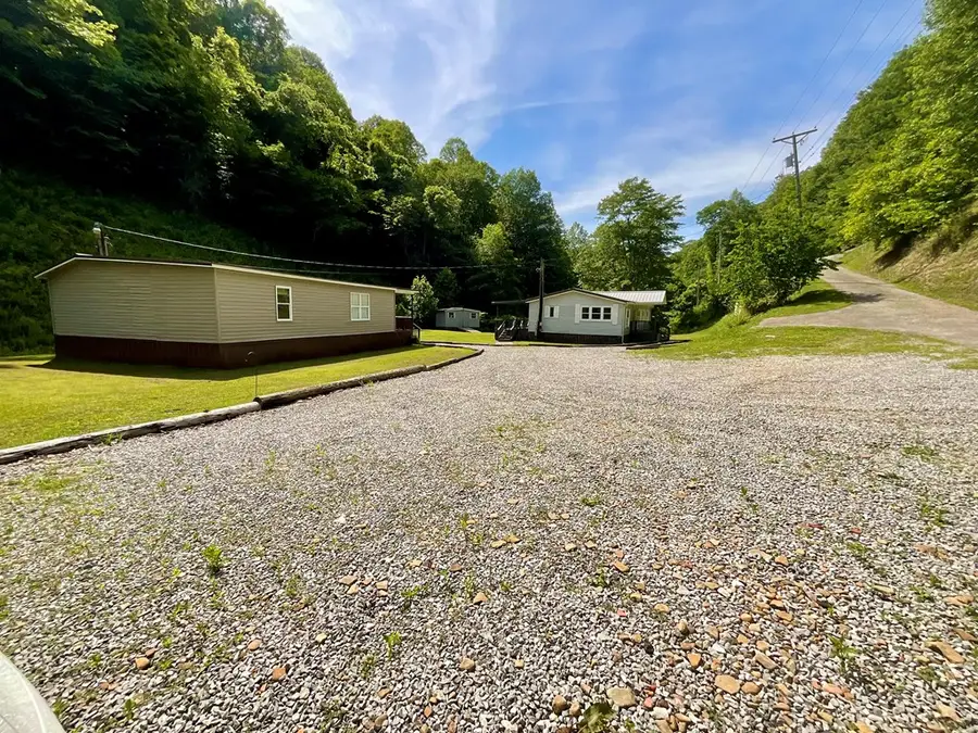 49645 State Hwy 194 East, Majestic, KY 41547 - #3