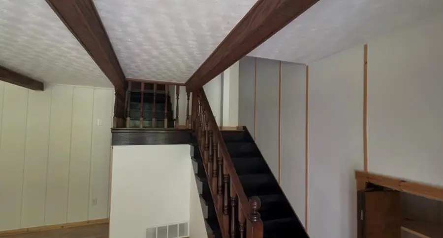 1639 Pinsonfork Rd, McAndrews, KY 41543 - #3