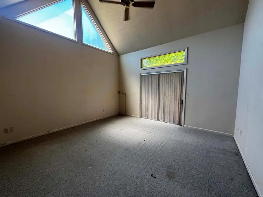 111 East Keyser Heights, Pikeville, KY 41501 - #3