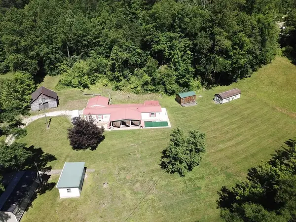 2852 Ky Hwy 201, Sitka, KY 41255