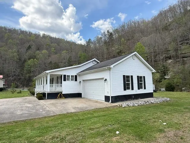 516 Middle Fork Rd, Mozelle, KY 40803 - #3