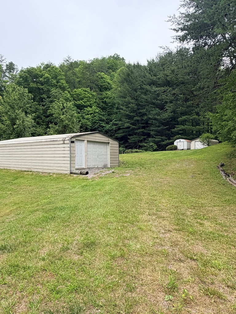 17004 Ky Rt 979, Beaver, KY 41604 - #3
