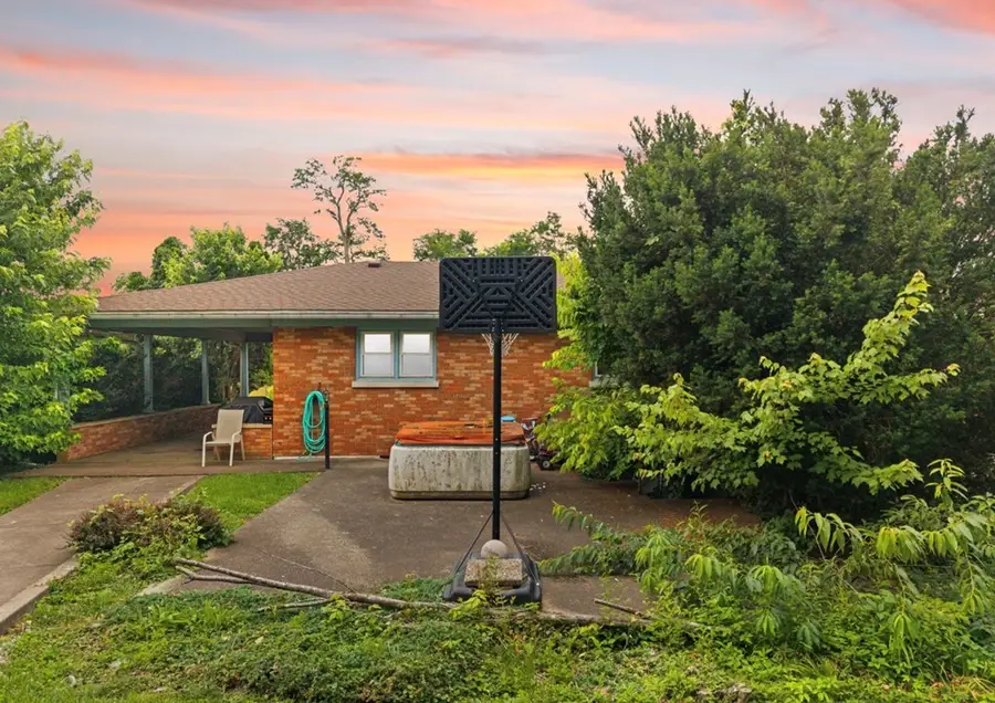 252 West Rice Lane, Richmond, KY 40475 - #3