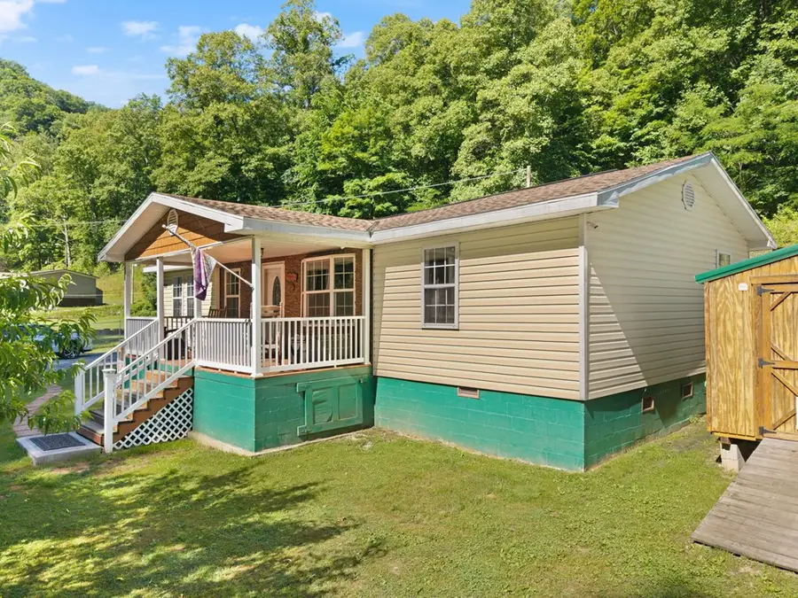 589 Mudlick Road, Hardy, KY 41531 - #3