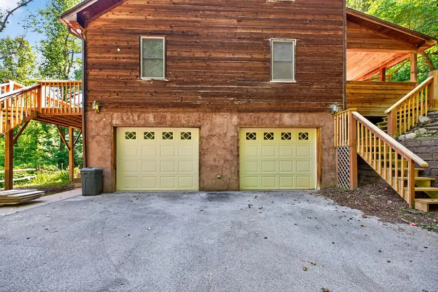 108 Mayapple Lane, Dwarf, KY 41739 - #3