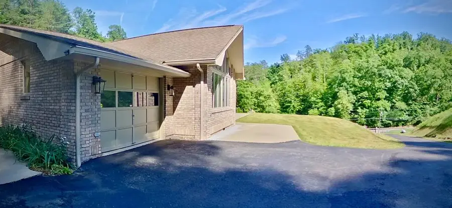 2259 State Route 201, Sitka, KY 41255 - #3