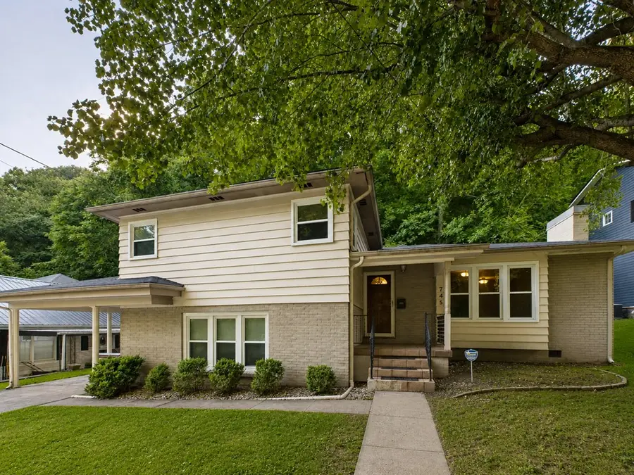 745 Court Street, Paintsville, KY 41240 - #3