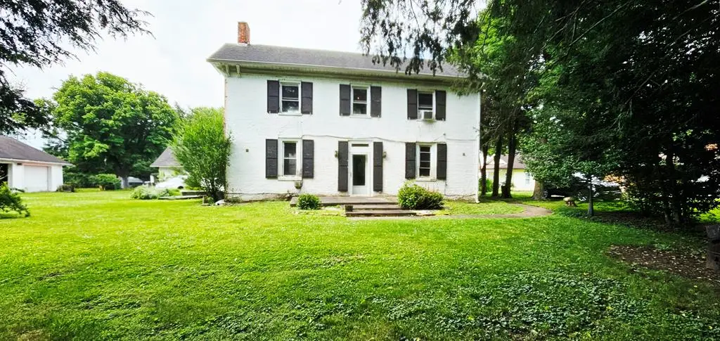 416 East Sycamore St, Louisa, KY 41230 - #1