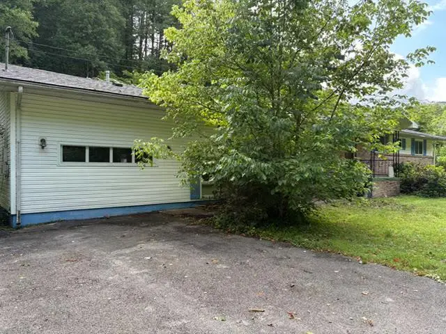 2588 Meathousefrk, Canada, KY 41519 - #1