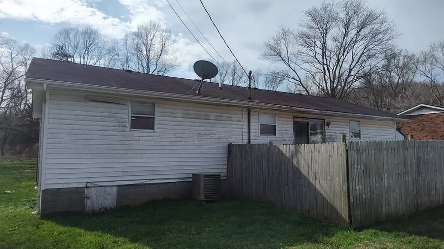 93 Crane Lane Rd, Louisa, KY 41230 - #3
