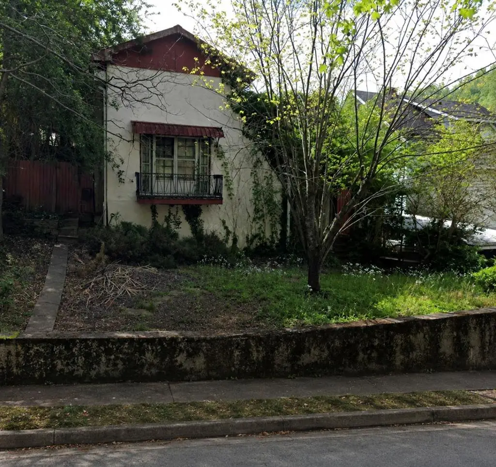 233 Walnut, Hazard, KY 41701 - #1