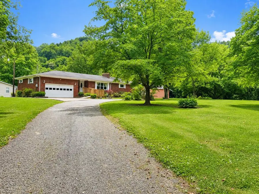 41 Trevor Lane, Prestonsburg, KY 41653 - #3