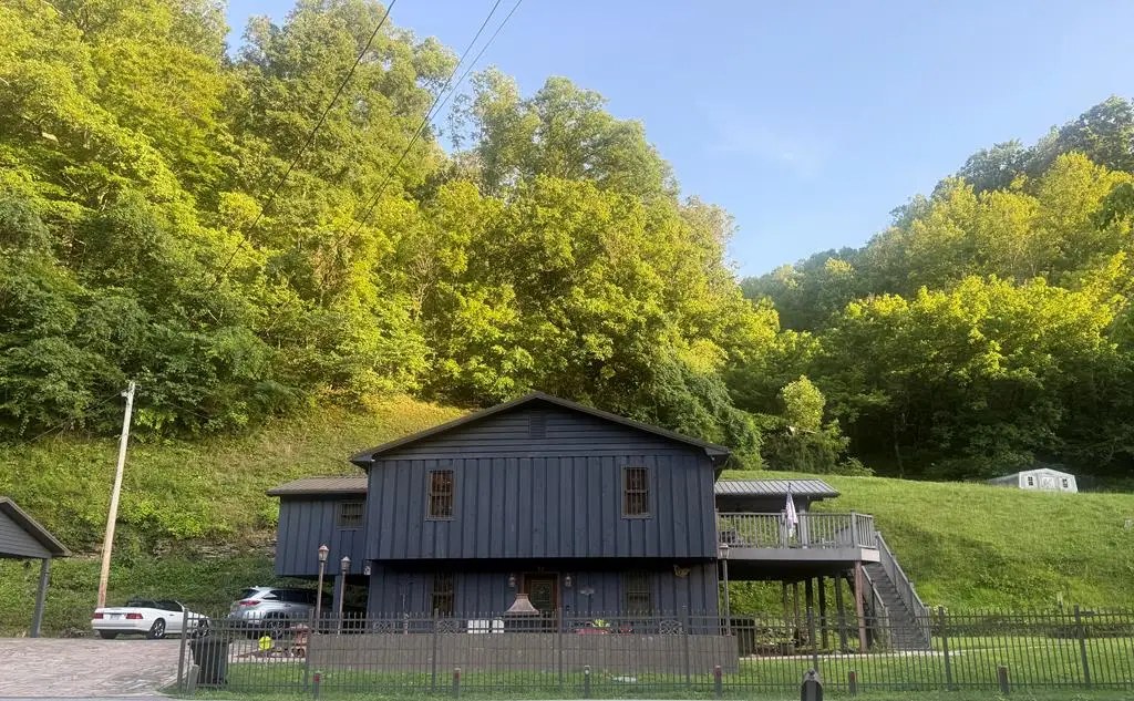 720 Ratliff Creek, Pikeville, KY 41501 - #1