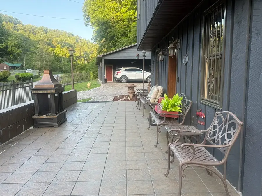 720 Ratliff Creek, Pikeville, KY 41501 - #3