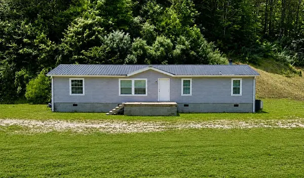 1244 Craft Creek Road, Salyersville, KY 41465