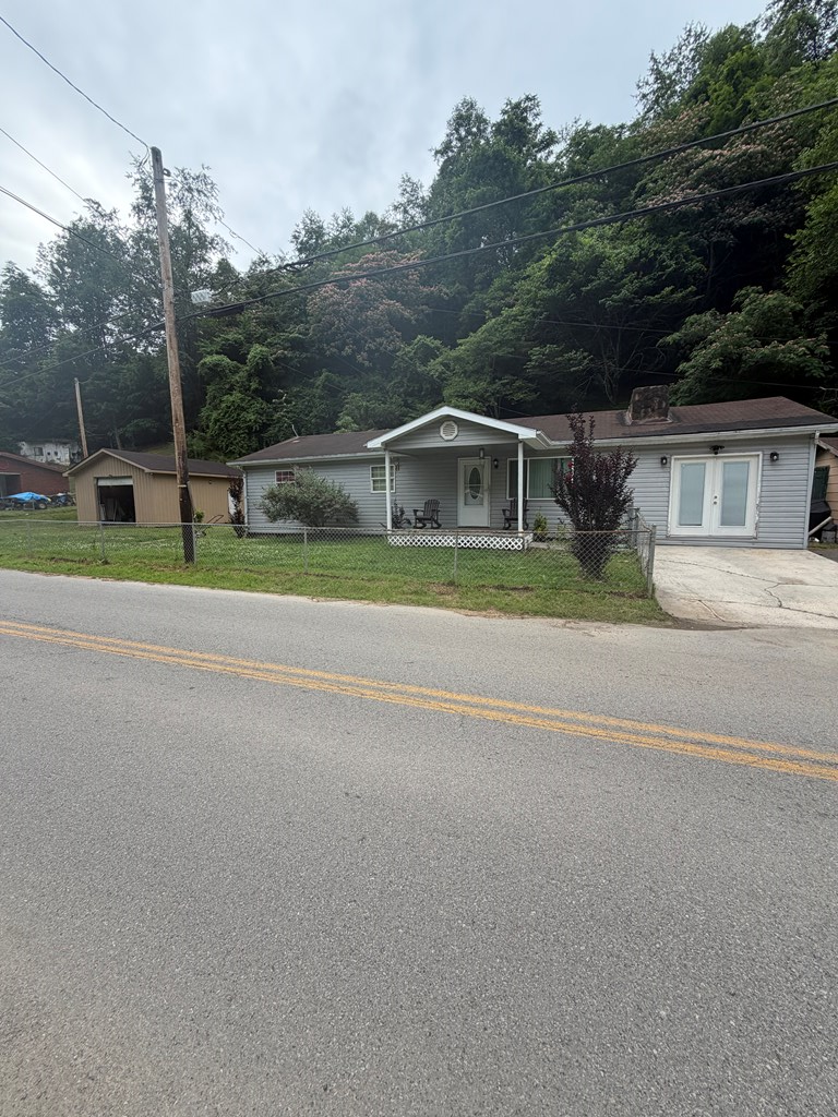 6051 Ky Rt 2030, Banner, KY 41603 - #2