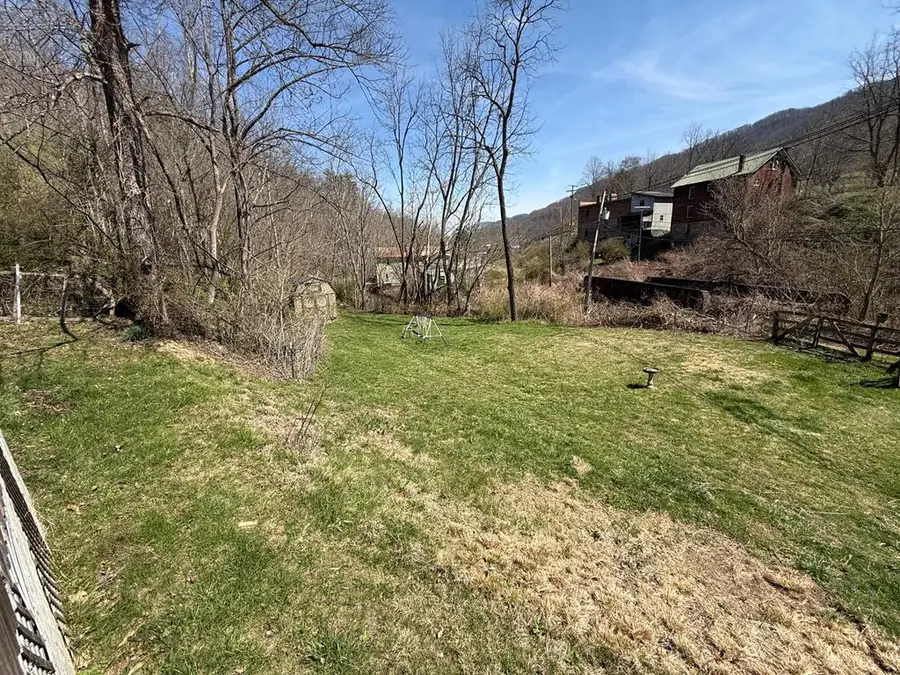 75 Lemon Drive, Jenkins, KY 41537 - #2