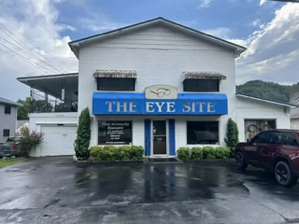 3469 North Mayo Trail, Pikeville, KY 41501