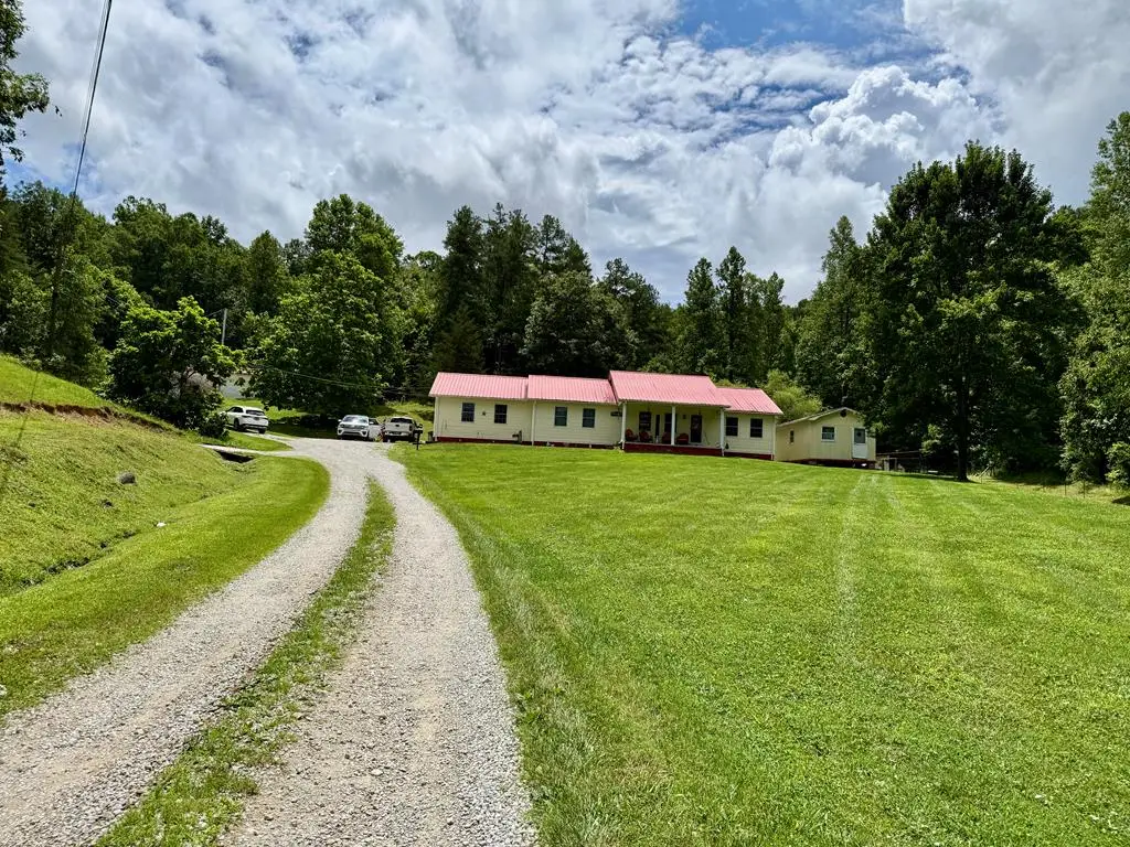 992 Red Branch Rd, Louisa, KY 41230 - #1