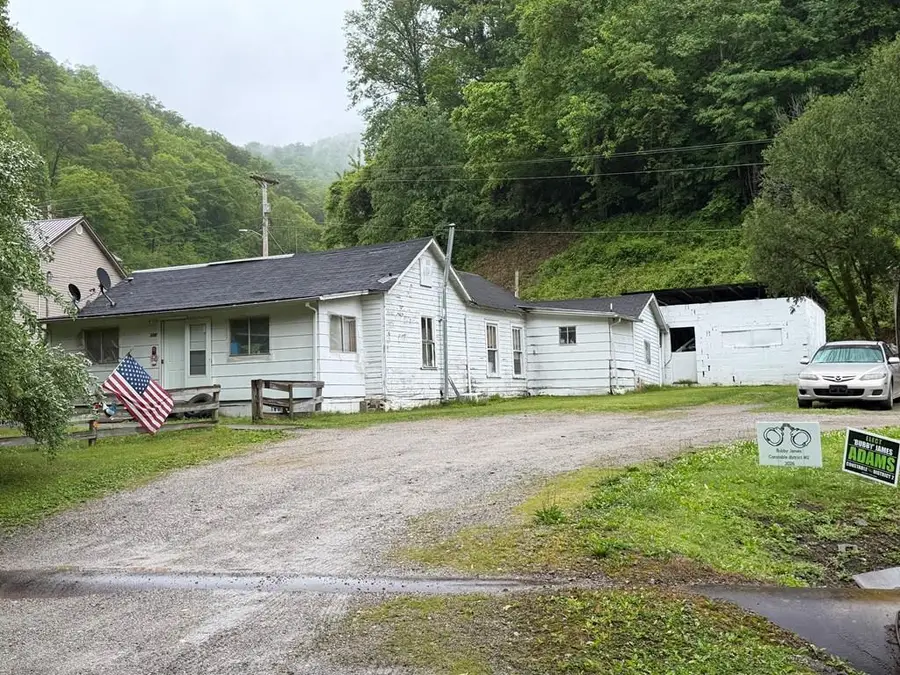110 Bill King Hollow, Pikeville, KY 41501 - #2
