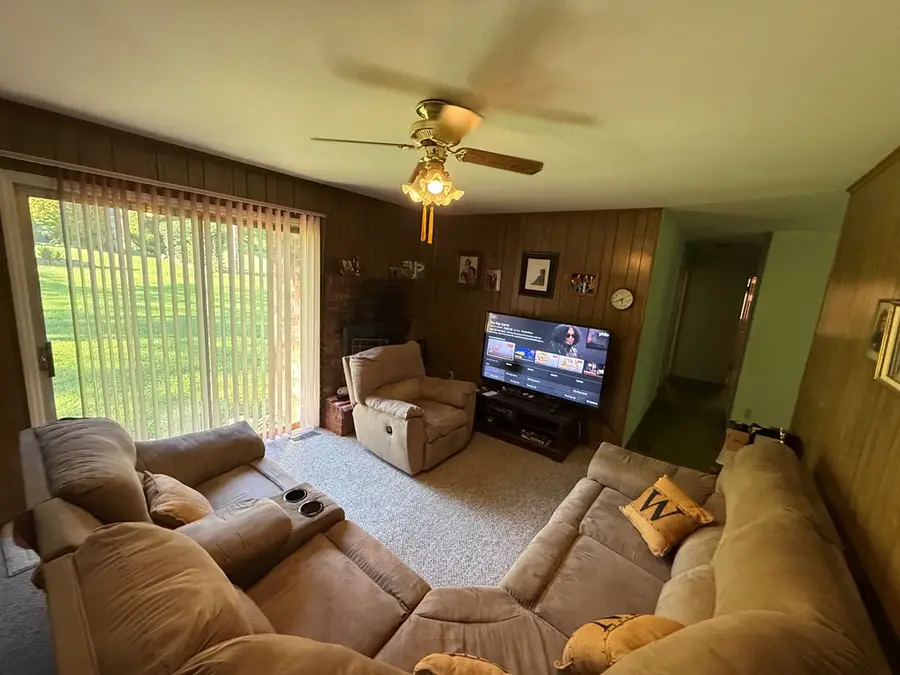 36 Spano Street, Chattaroy, WV 25667 - #3