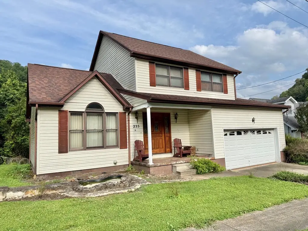 38 Retton Circle, Williamson, WV 25661 - #1