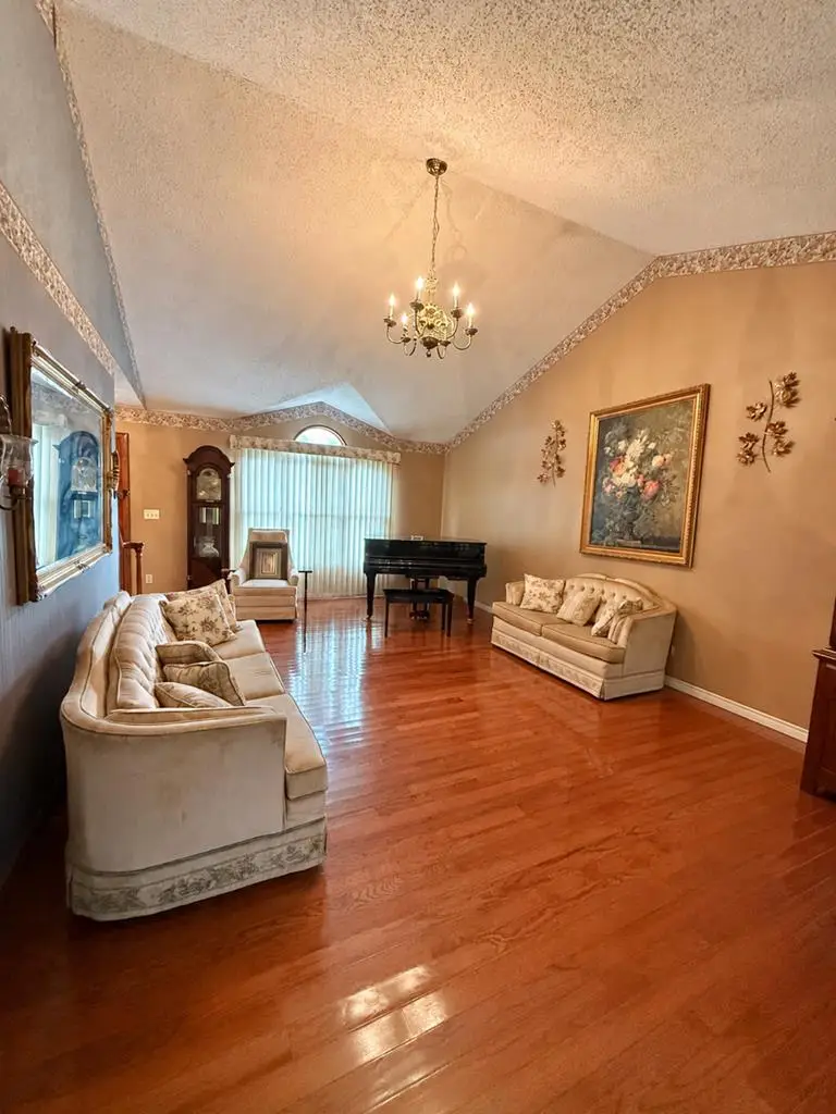 38 Retton Circle, Williamson, WV 25661 - #2