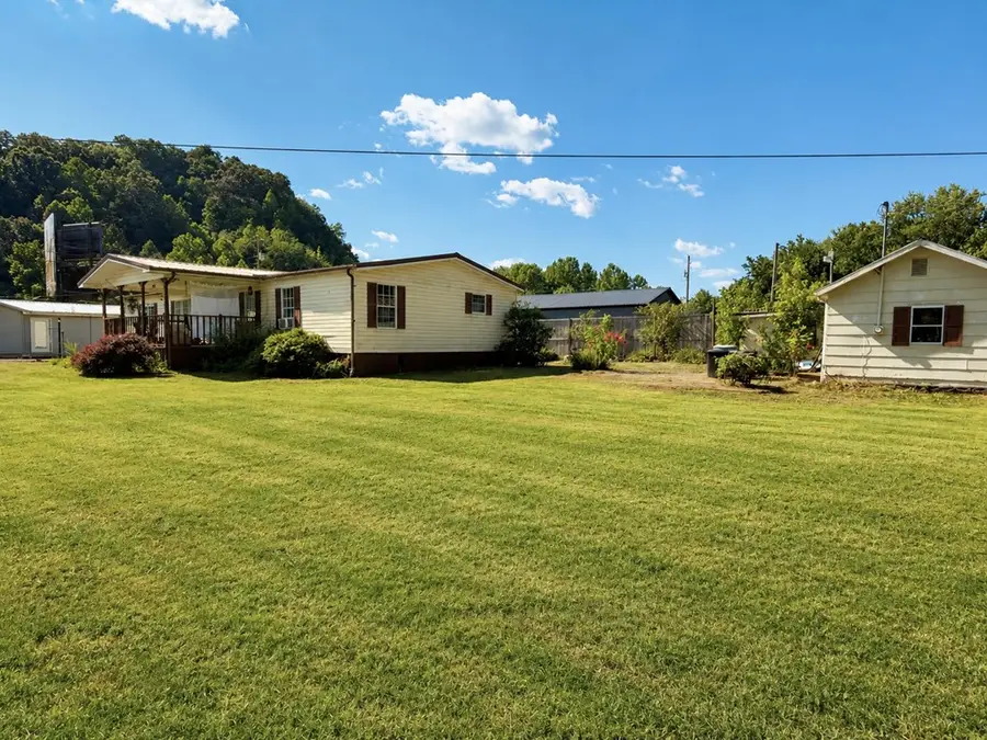 55 Colt Ln, Louisa, KY 41230 - #3