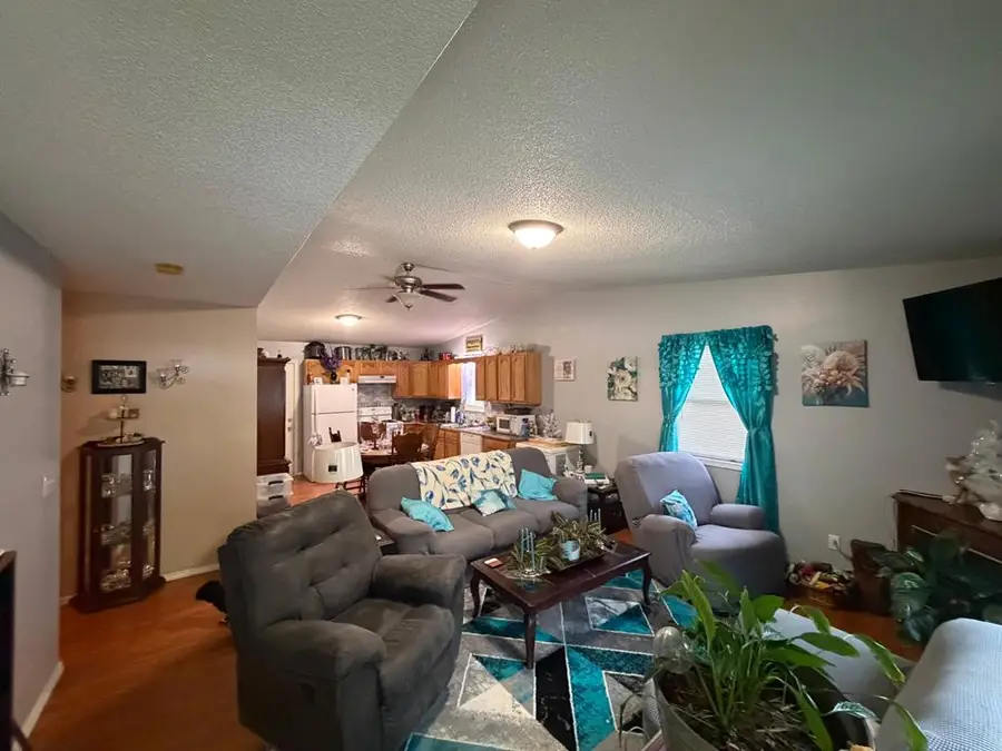 3749 Pond Creek Rd, McAndrews, KY 41543 - #3